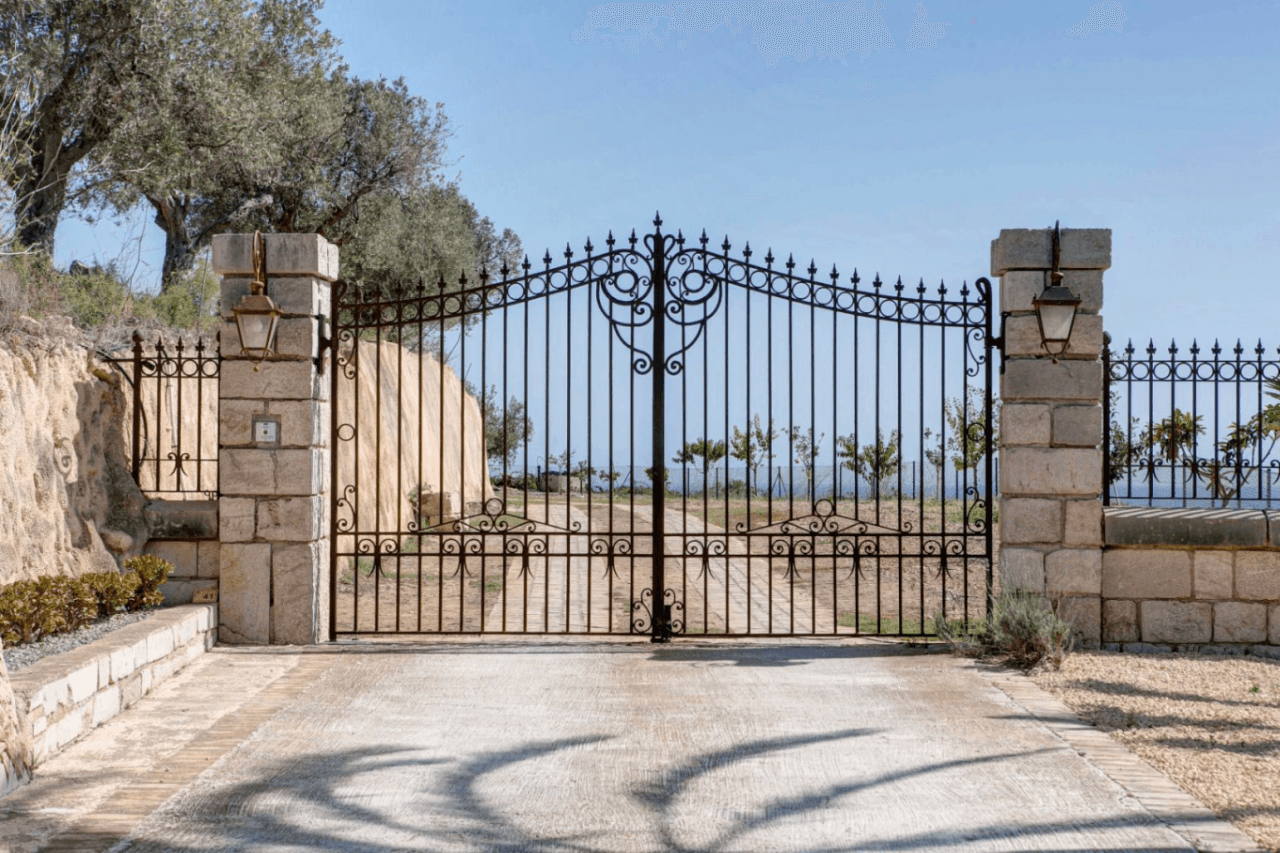 Unique finca on the very best location of Moraira