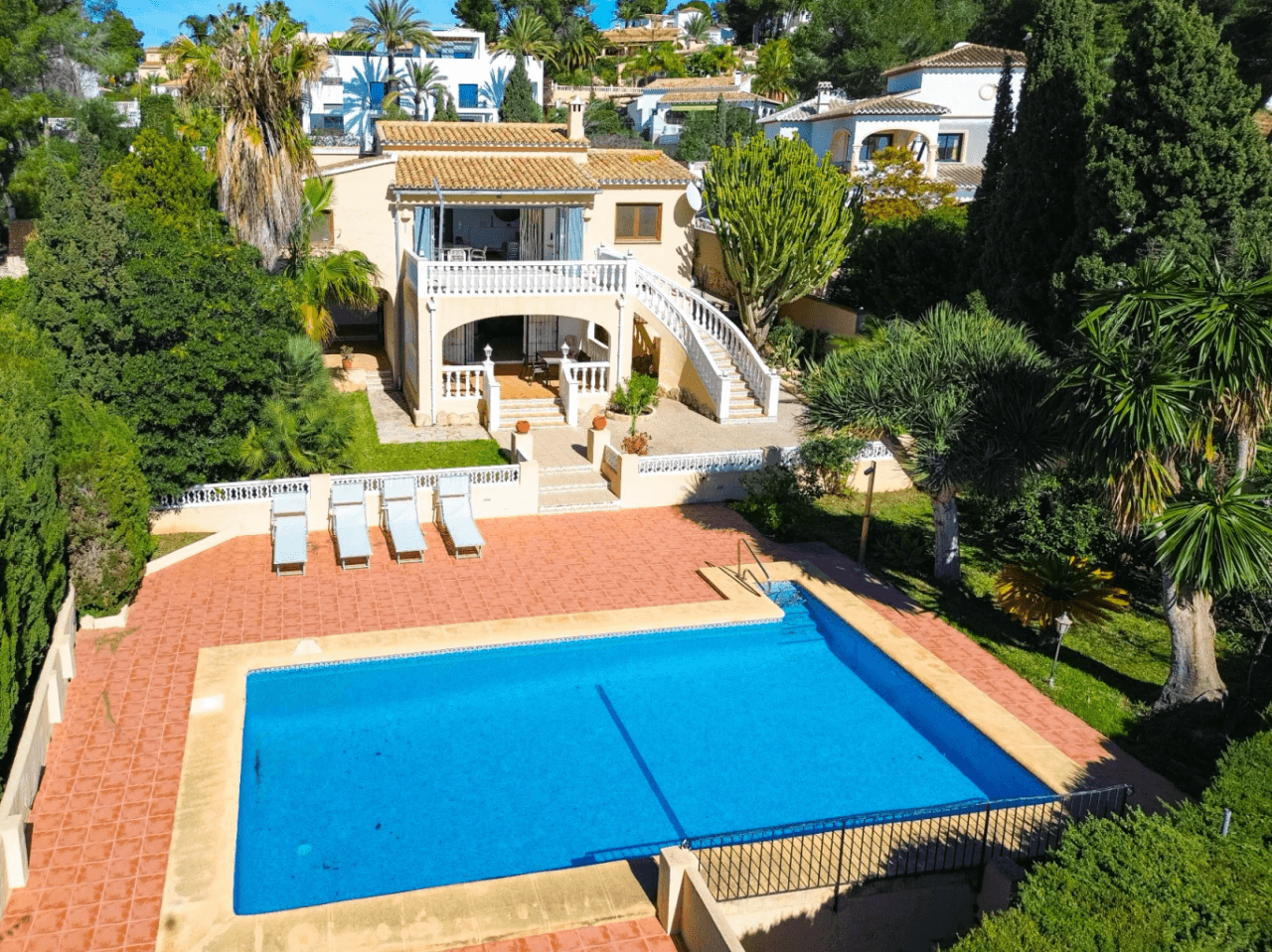 Sea View Villa for Sale in Moraira Walking Distance to Centre