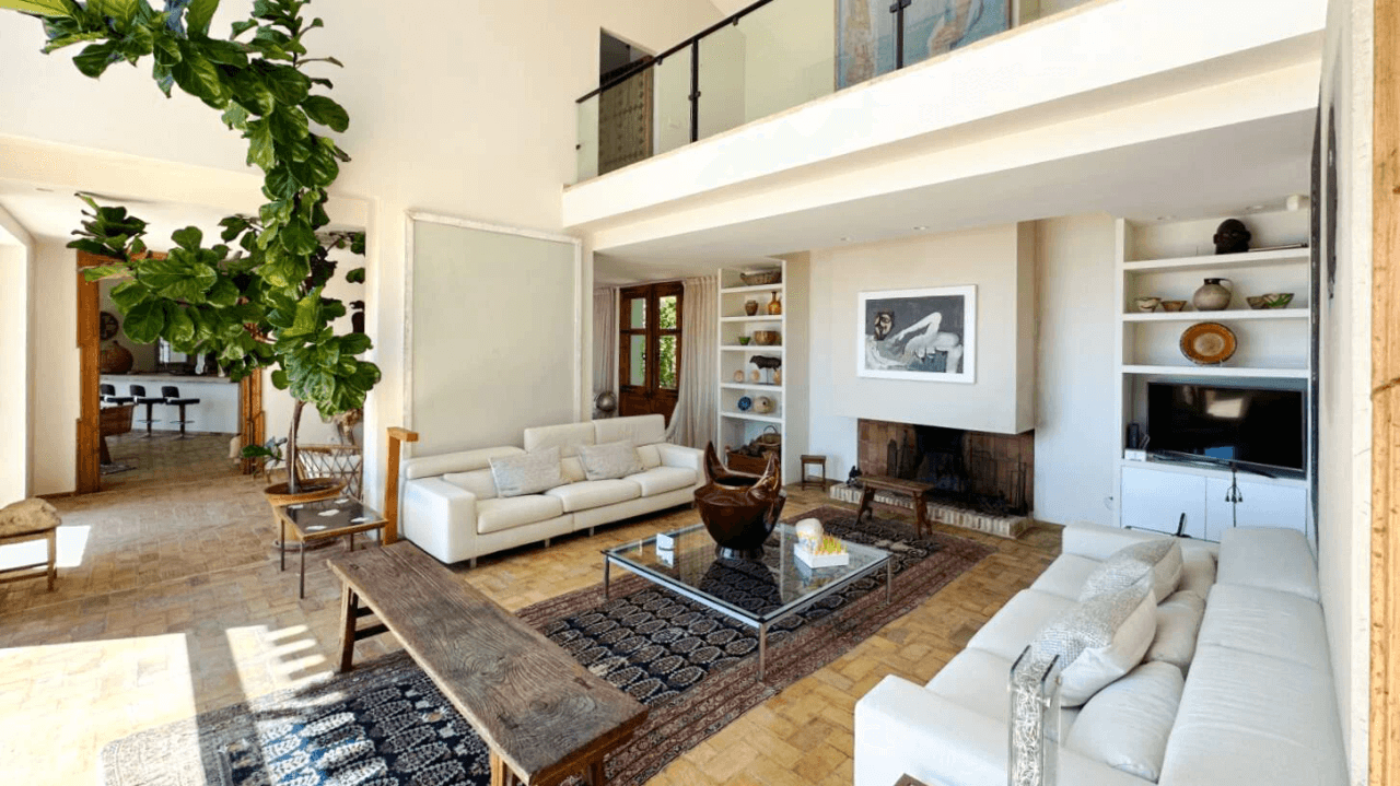 Exclusive Mediterranean villa facing the sea in Altea