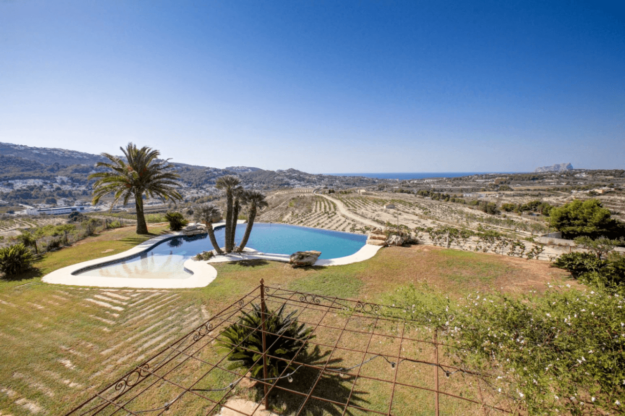 Unique finca on the very best location of Moraira