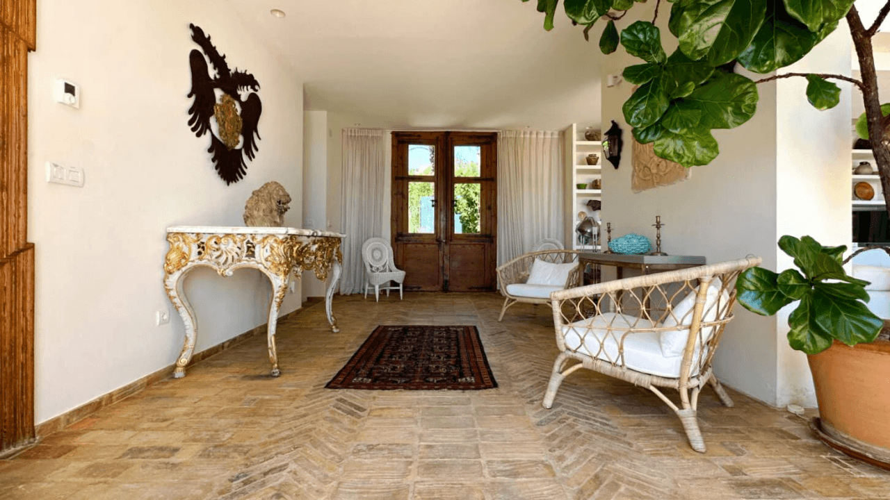 Exclusive Mediterranean villa facing the sea in Altea