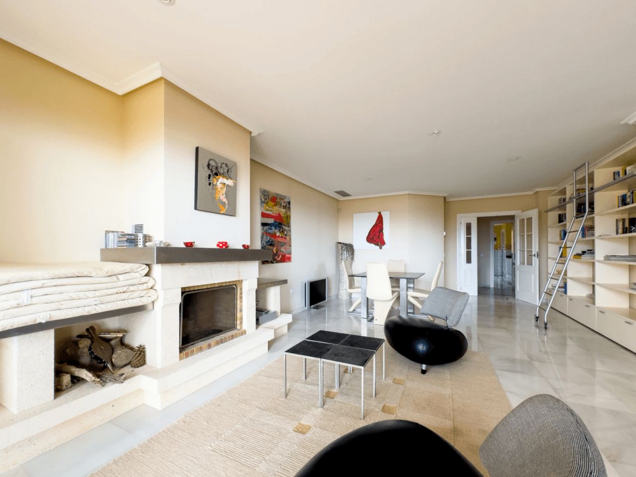 Apartment with Large Terrace and Sea Views in Altea Hills