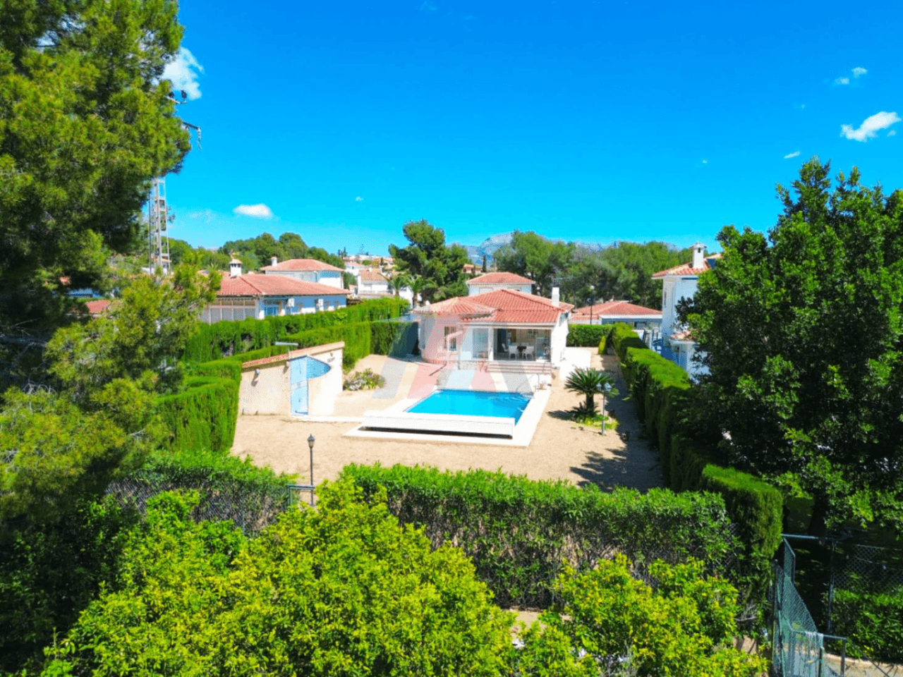Villa for sale in La Nucía, Alicante