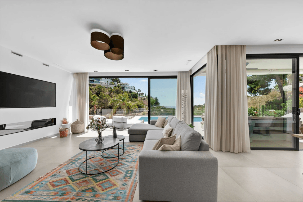 Luxury villa with panoramic sea views in Raco de Galeno, Benissa