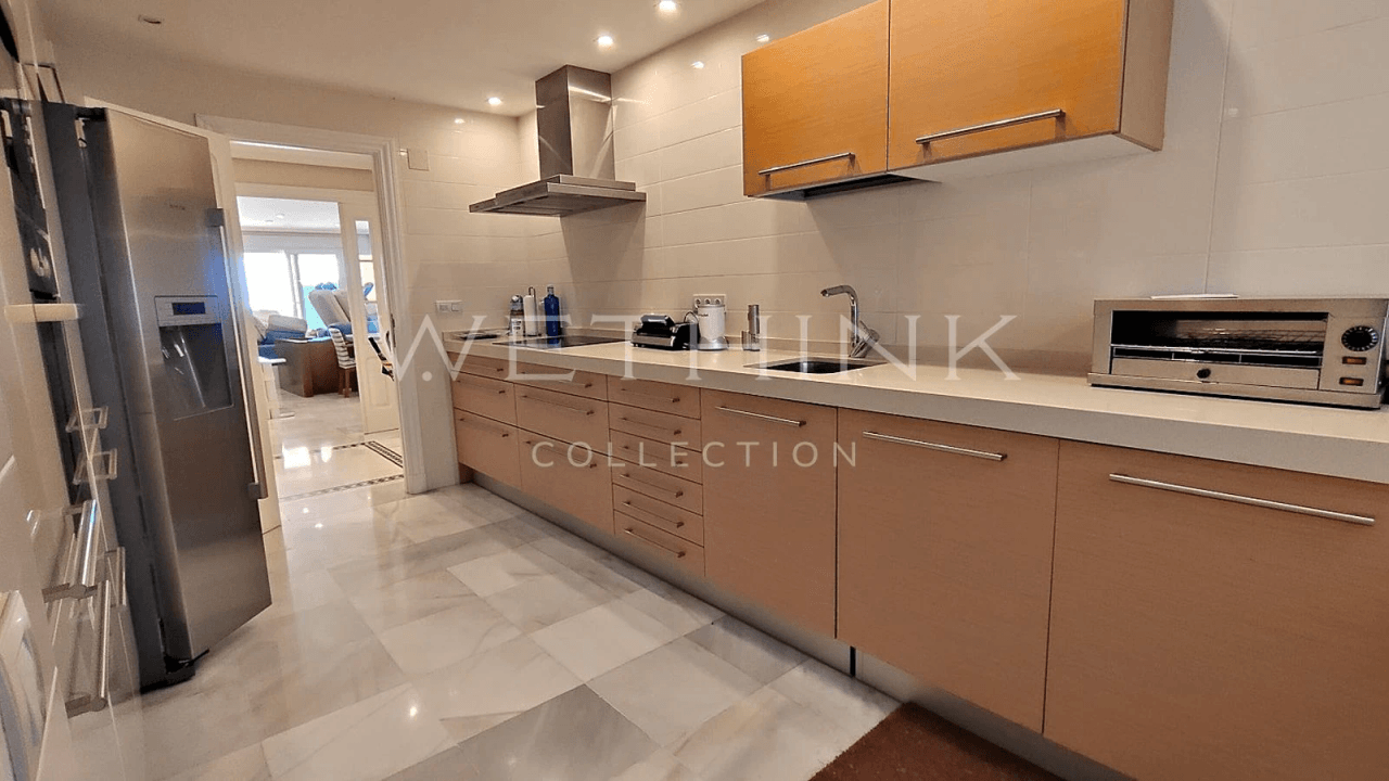 Luxury Ground Floor Residence with Private Garden and Mediterranean Views in Altea Hills