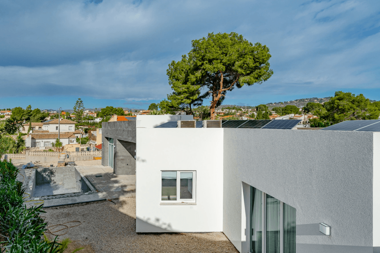 New Mediterranean Villa Under Construction Just 500 Meters from the Sea in Calpe