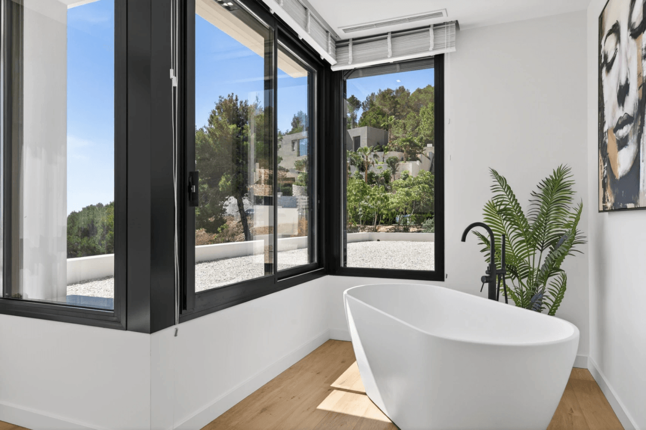 Luxury villa with panoramic sea views in Raco de Galeno, Benissa