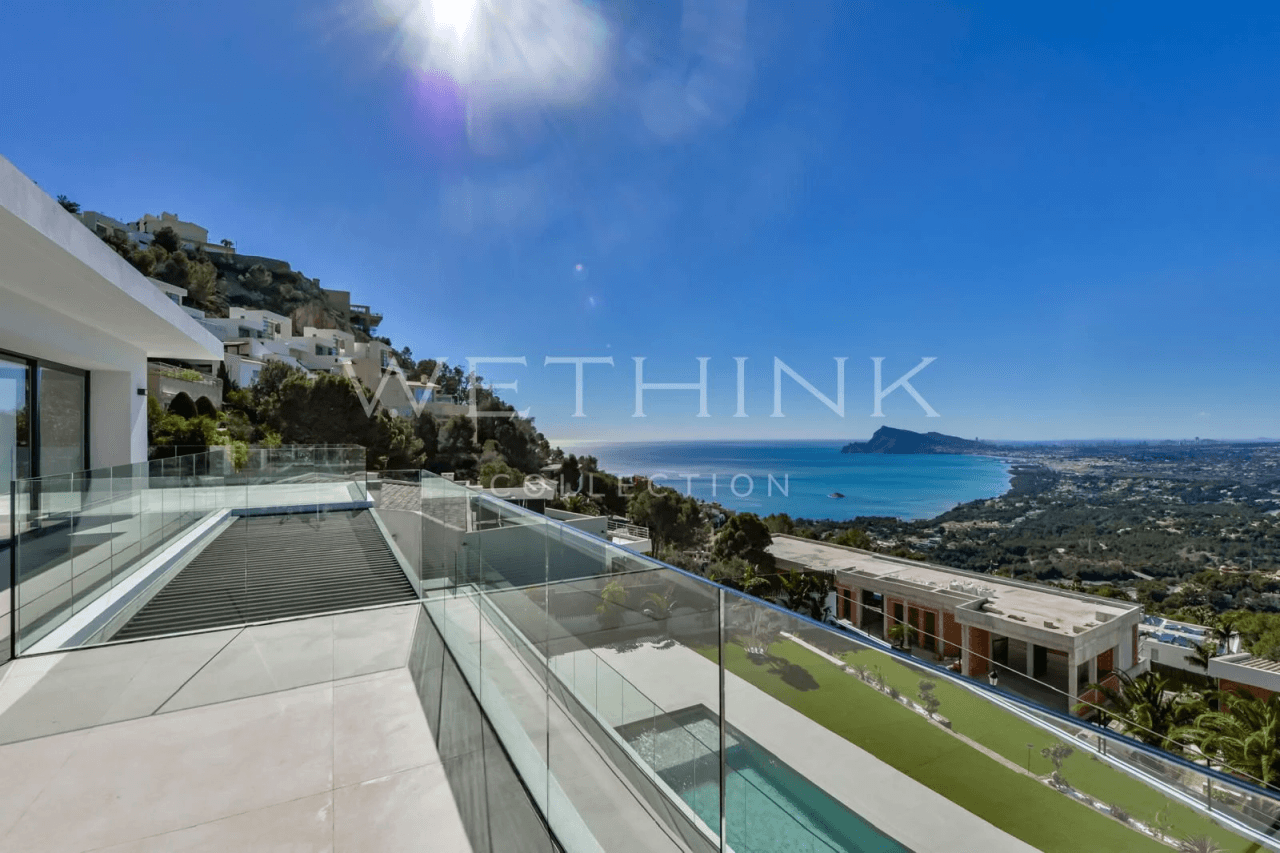 Luxury Villa in Altea Hills with Panoramic Mediterranean Views