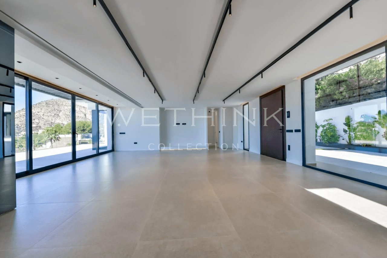 Luxury Villa in Altea Hills with Panoramic Mediterranean Views