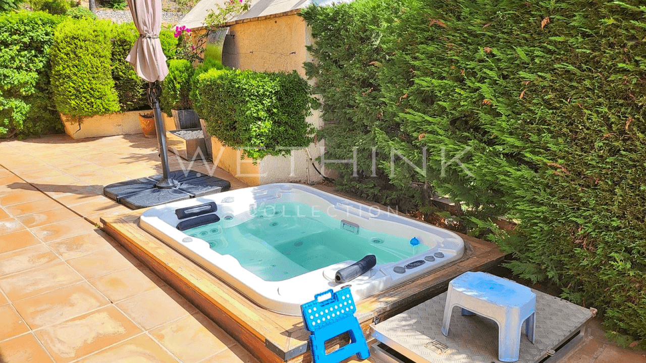 Luxury Ground Floor Residence with Private Garden and Mediterranean Views in Altea Hills