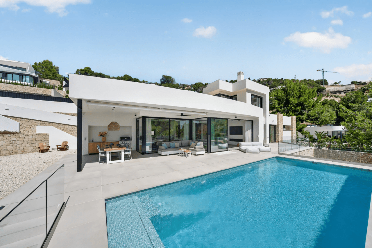 Luxury villa with panoramic sea views in Raco de Galeno, Benissa