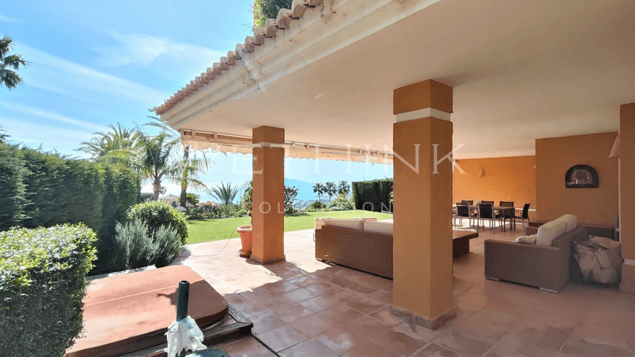 Luxury Ground Floor Residence with Private Garden and Mediterranean Views in Altea Hills
