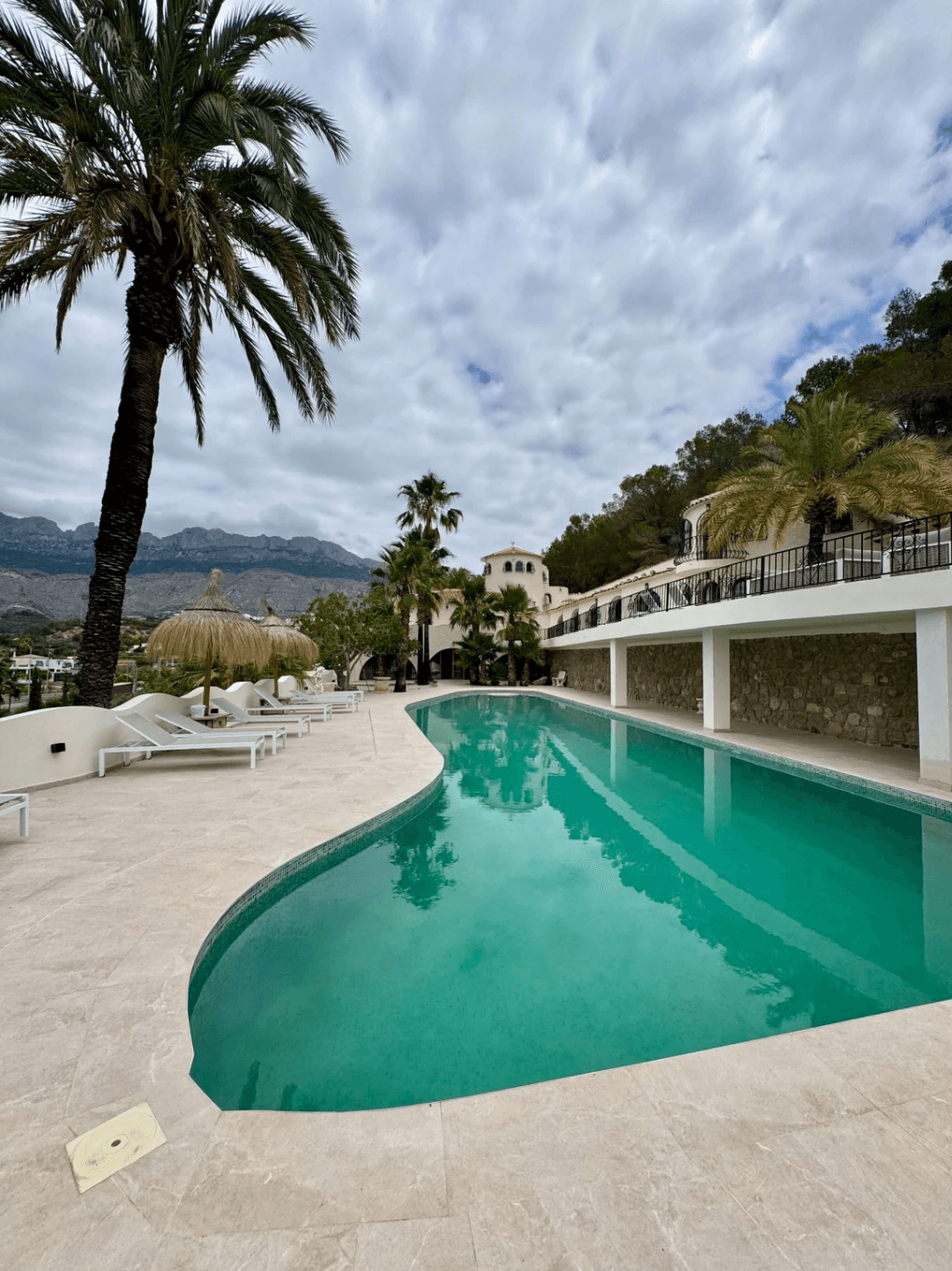 Ibizan Villa with 11 Bedrooms in Altea la Vella