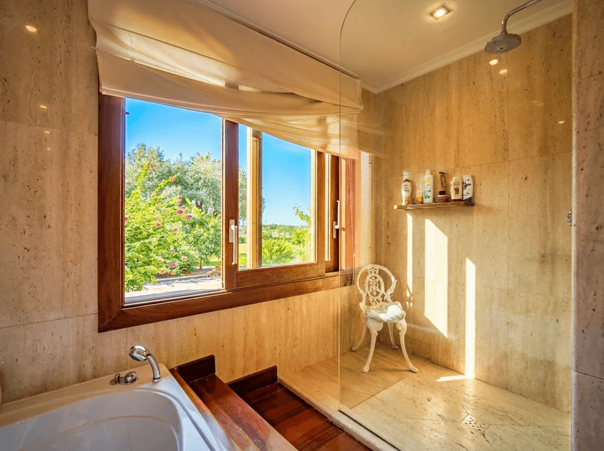 Villa for sale in Altea, Alicante