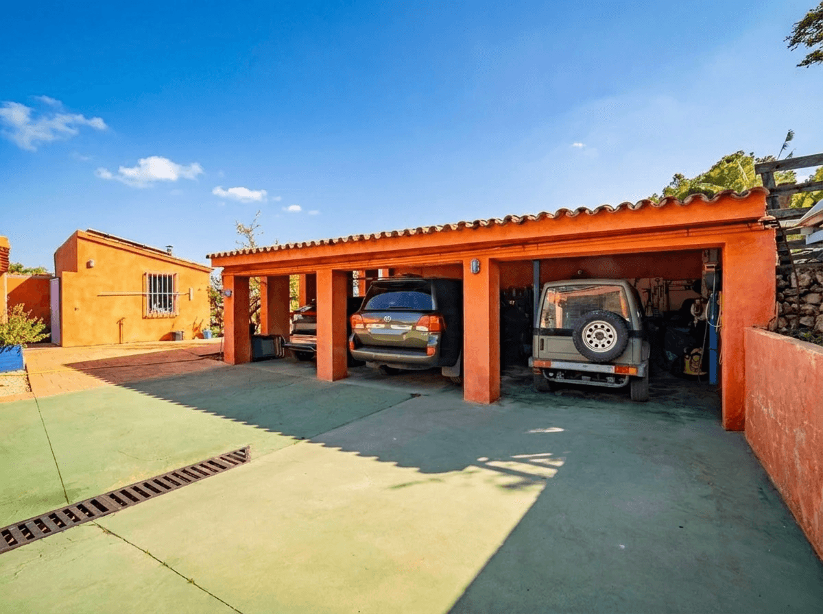 Villa for sale in Altea, Alicante