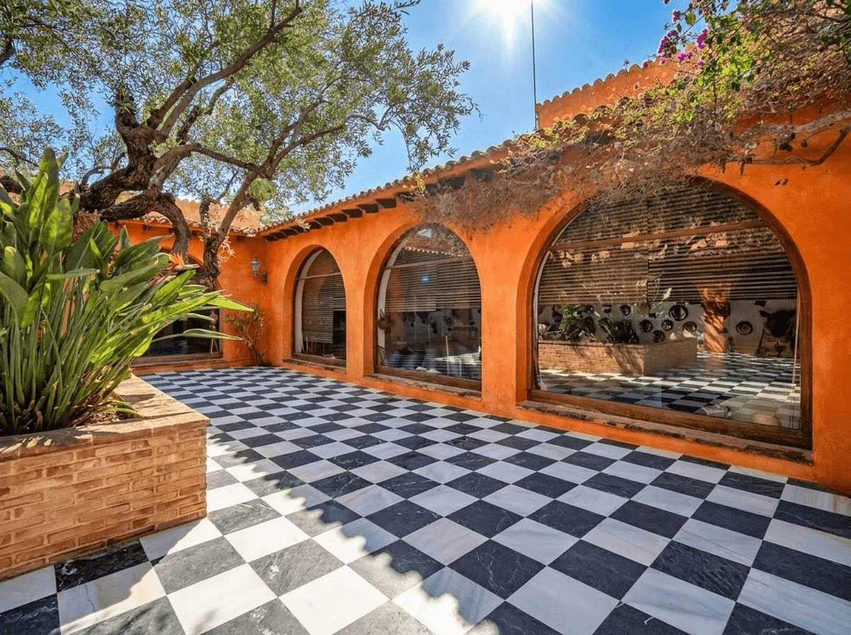 Villa for sale in Altea, Alicante