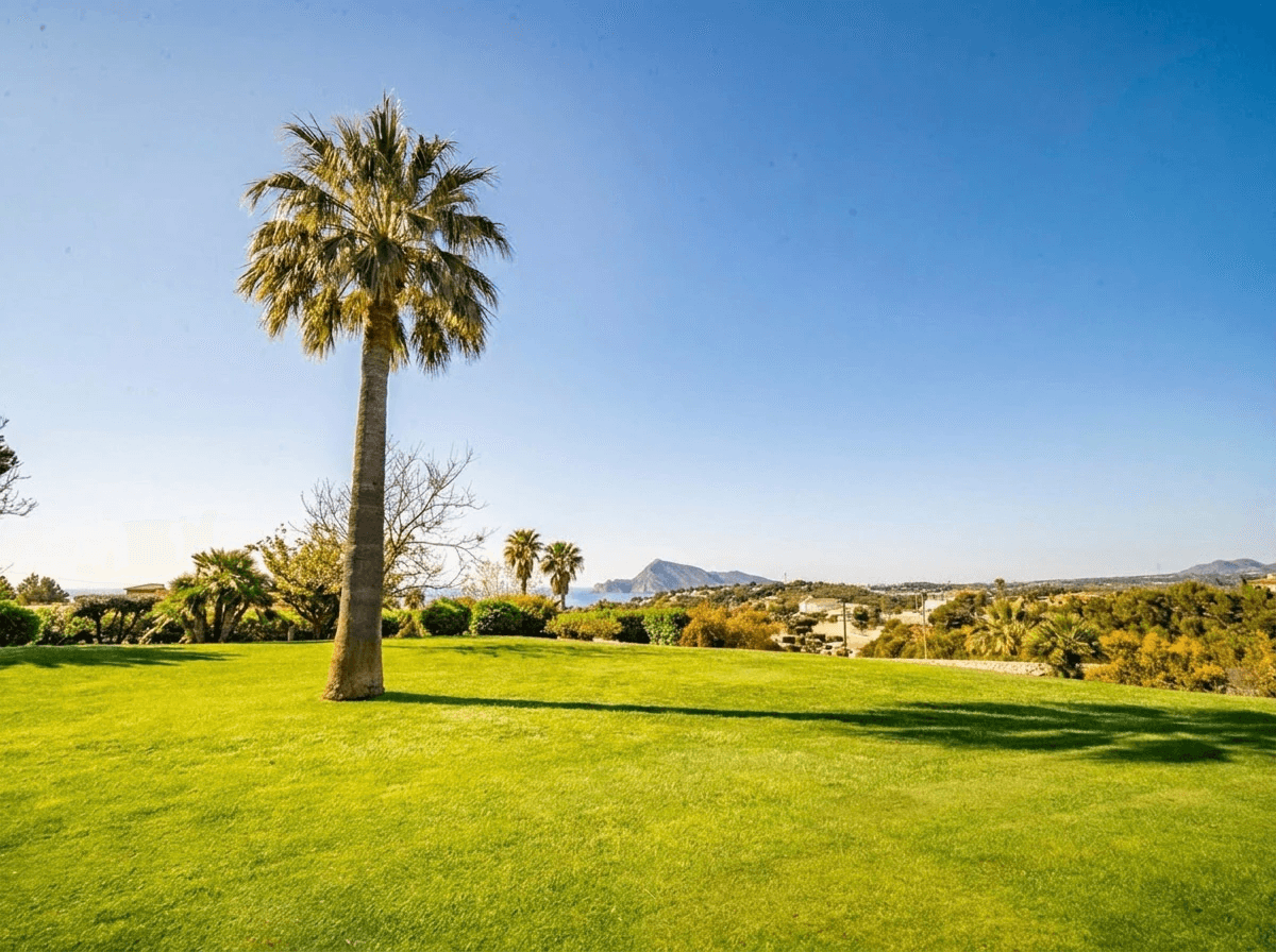 Villa for sale in Altea, Alicante