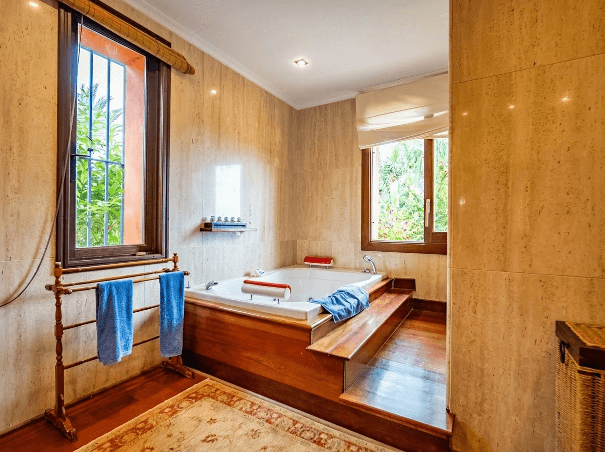 Villa for sale in Altea, Alicante