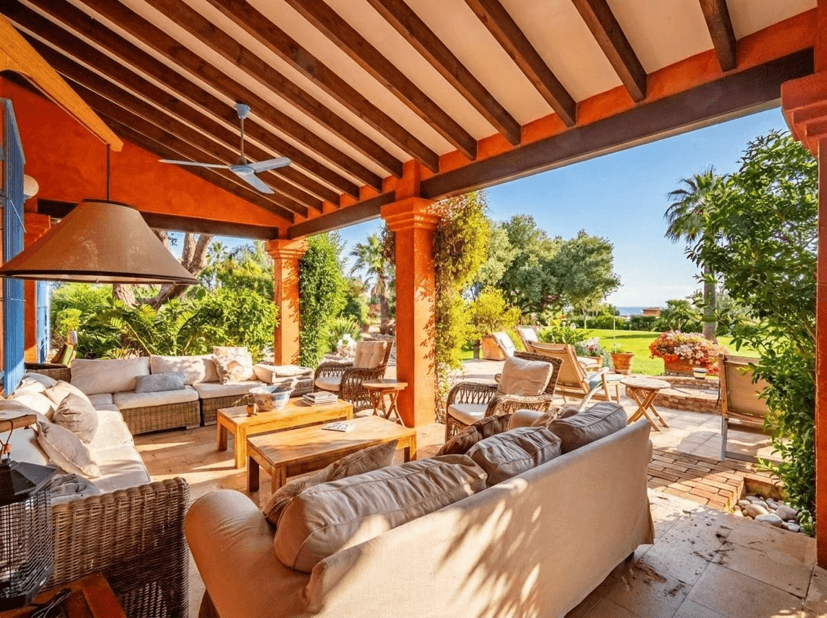 Villa for sale in Altea, Alicante