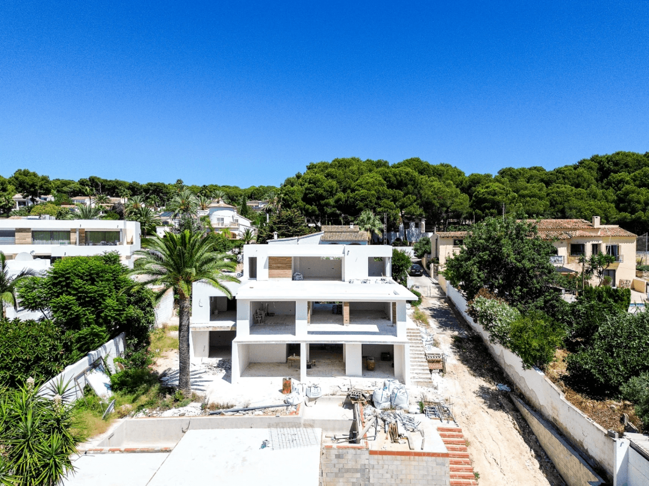 Villa contemporánea con vistas al mar, luz y privacidad en Moraira