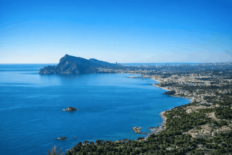 Buying luxury properties in Altea Hills: a complete guide for international buyers